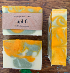 Uplift 1 - Sweet Orange 🍊 Patchouli & Spirulina Powder - Heartmade Artisan Soap